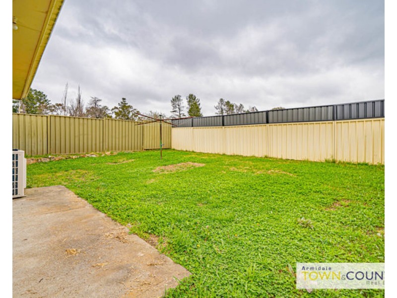 2/68 Martin Street, Armidale NSW 2350