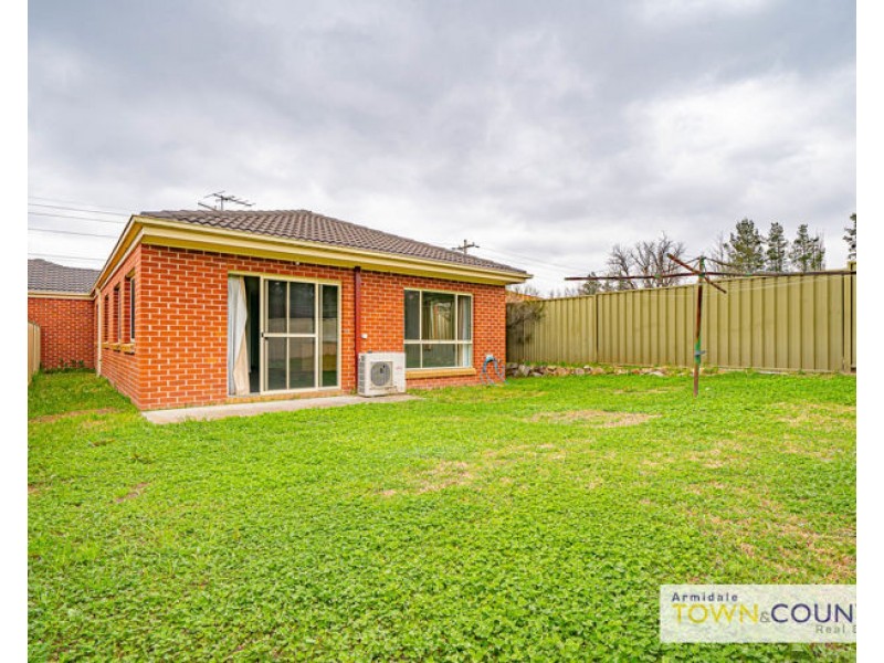 2/68 Martin Street, Armidale NSW 2350