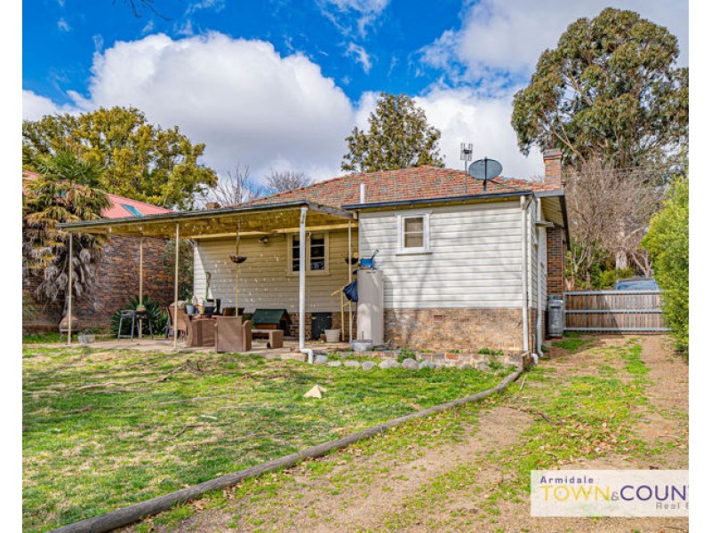 131 Mann Street, Armidale NSW 2350