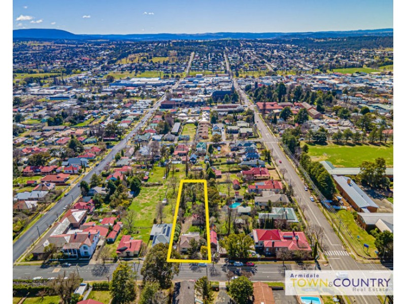 131 Mann Street, Armidale NSW 2350