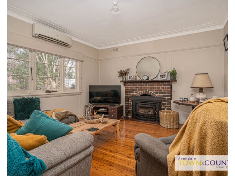 131 Mann Street, Armidale NSW 2350