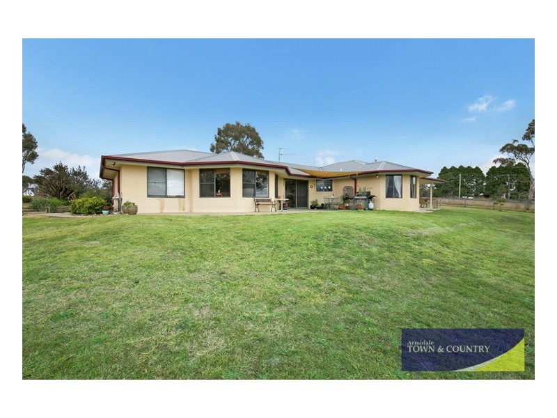 2 Durham Road, Armidale NSW 2350