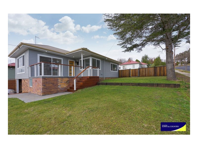 42 Hargrave Street, Armidale NSW 2350