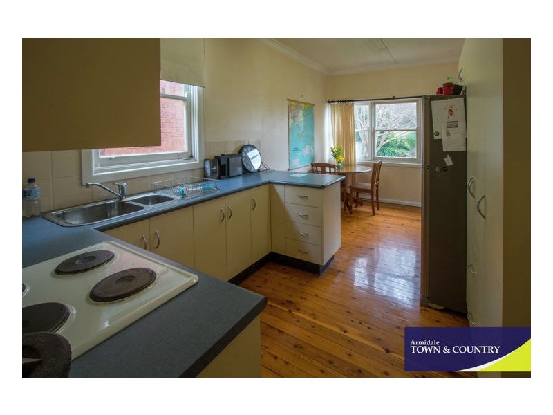60 Newton Street, Armidale NSW 2350