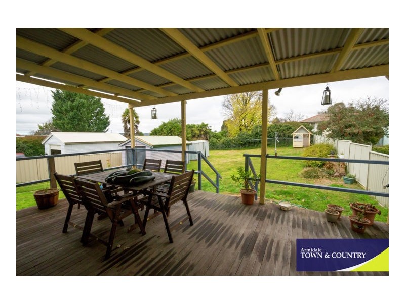 60 Newton Street, Armidale NSW 2350