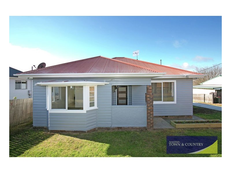 3 Marsh Street, Armidale NSW 2350