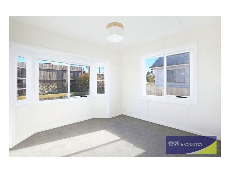 3 Marsh Street, Armidale NSW 2350