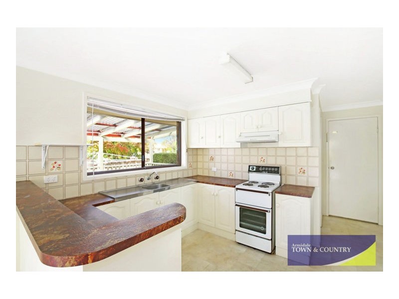 12 Stewart Crescent, Armidale NSW 2350