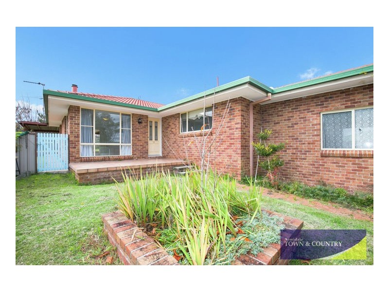 15 Ishbell Drive, Armidale NSW 2350