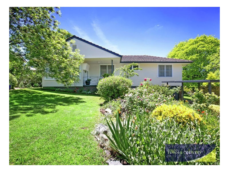 9 Cotswold Avenue, Armidale NSW 2350