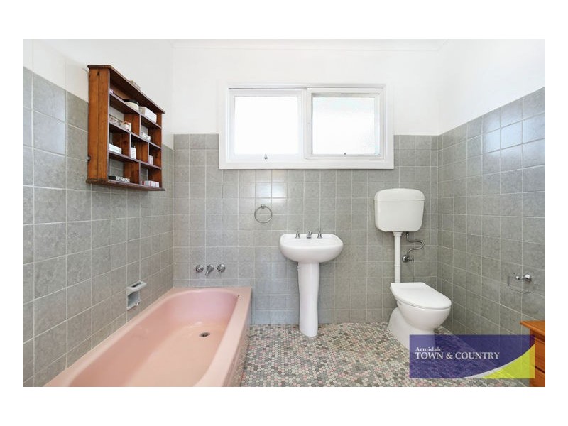 9 Cotswold Avenue, Armidale NSW 2350