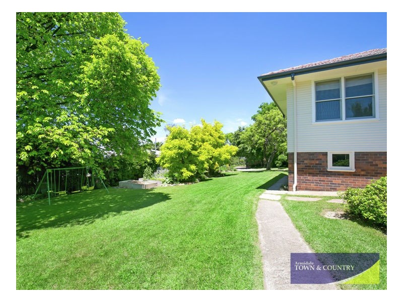9 Cotswold Avenue, Armidale NSW 2350