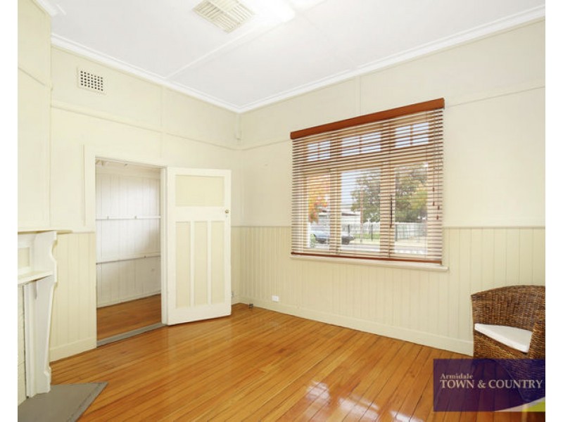 Suite 1/94 Beardy Street, Armidale NSW 2350