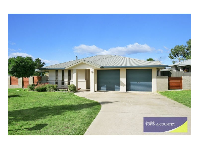 3 Albion Close, Armidale NSW 2350