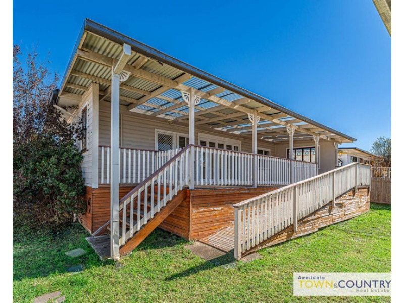 91 Taylor Street, Armidale NSW 2350