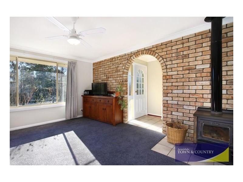 2 Florence Crescent, Armidale NSW 2350