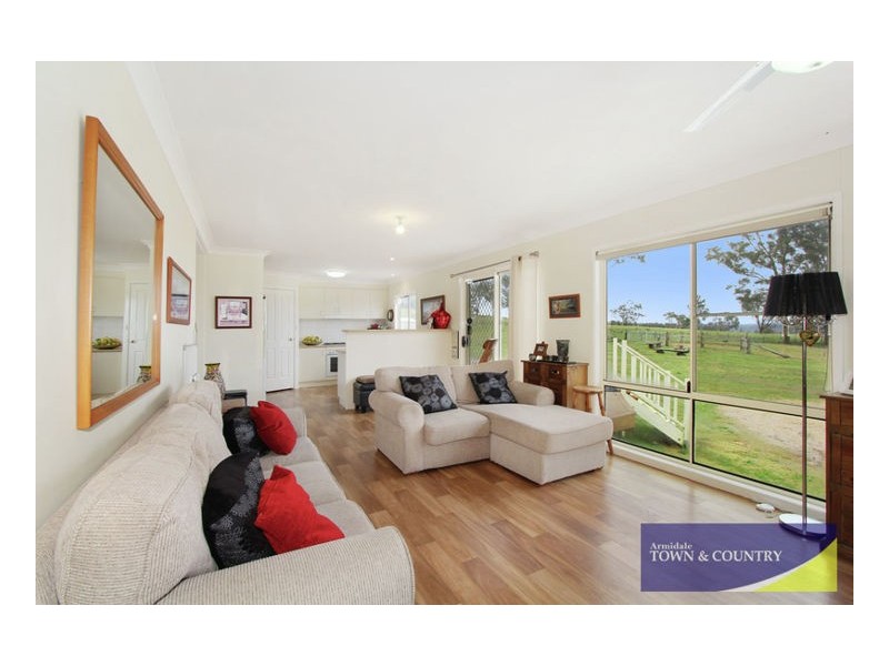 133 Lochaven Road, Armidale NSW 2350