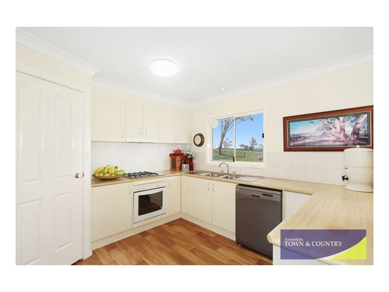 133 Lochaven Road, Armidale NSW 2350