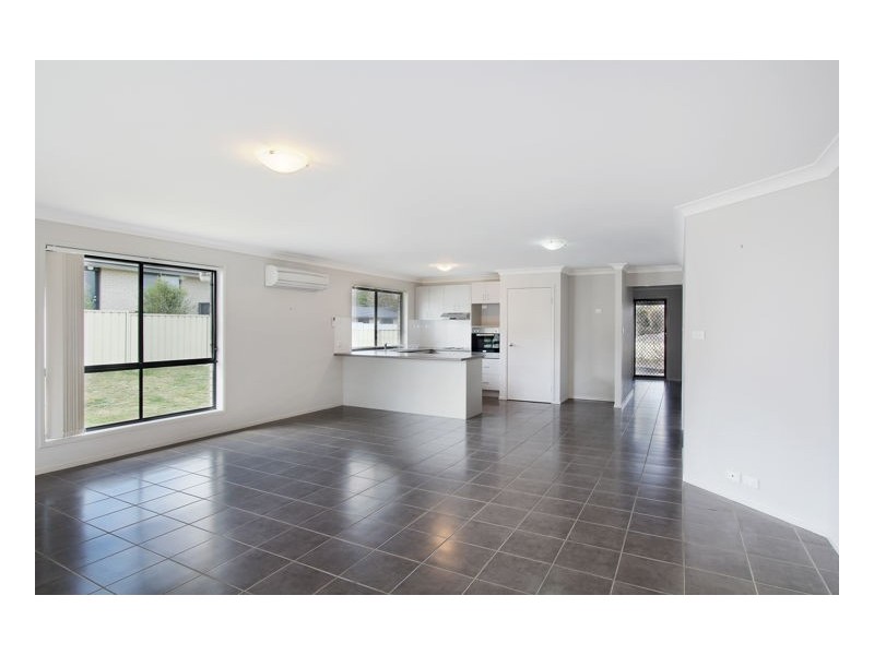 4 Earle Page Drive, Armidale NSW 2350