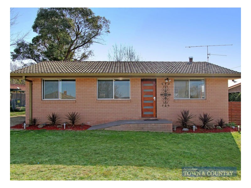 7 Marsh Street, Uralla NSW 2358