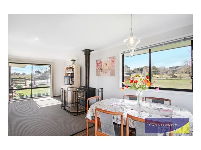 1 Sandon Close, Uralla NSW 2358