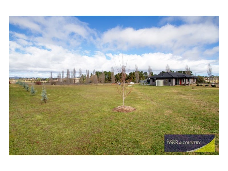 1 Sandon Close, Uralla NSW 2358