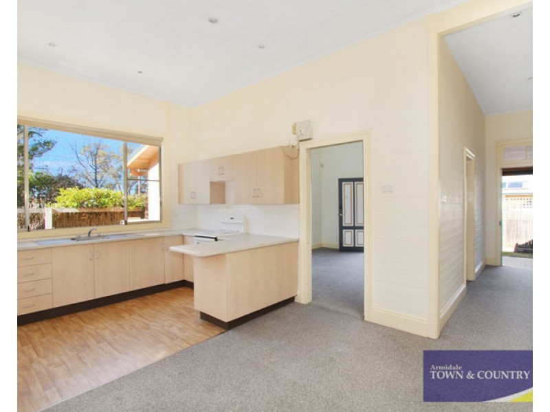 52 Niagara Street, Armidale NSW 2350