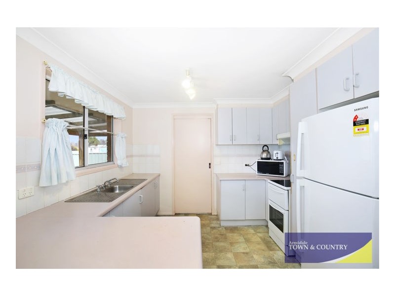 28 Alahna Drive, Armidale NSW 2350