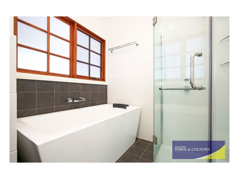 27 Laurence Avenue, Armidale NSW 2350