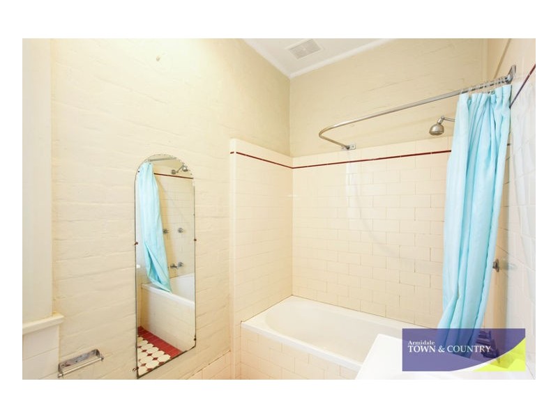 247 Brown Street, Armidale NSW 2350