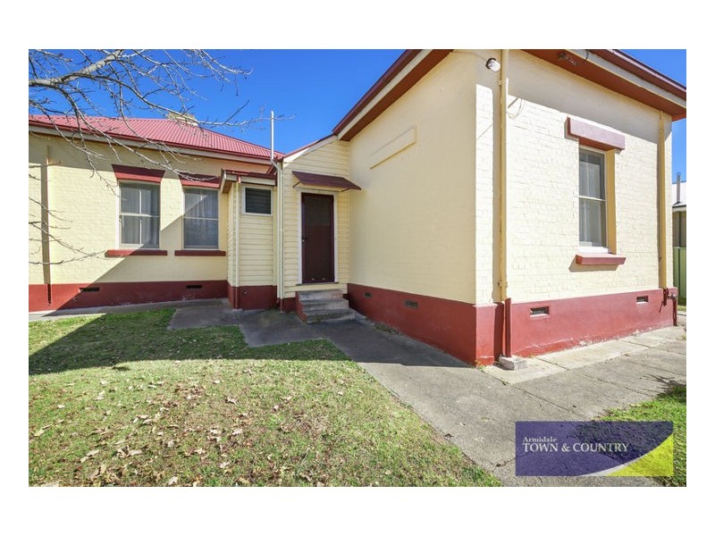247 Brown Street, Armidale NSW 2350