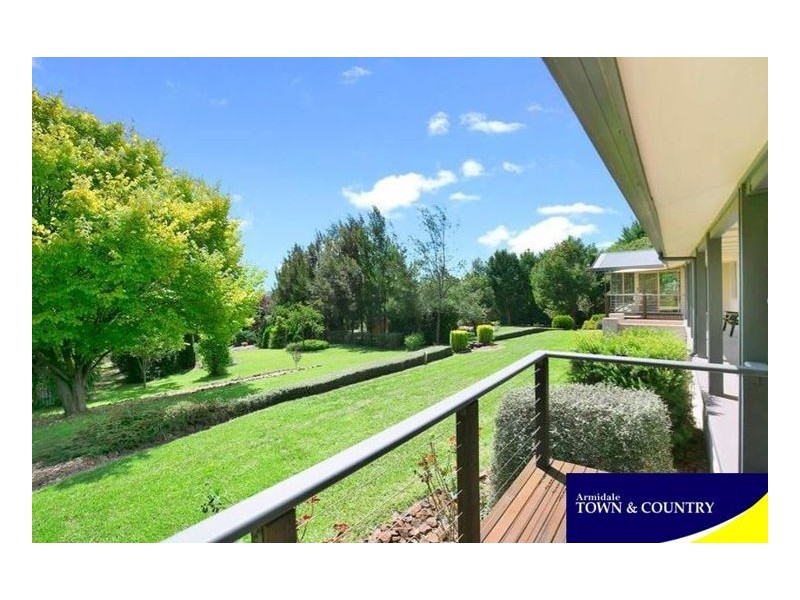 22 Springhill Lane, Armidale NSW 2350