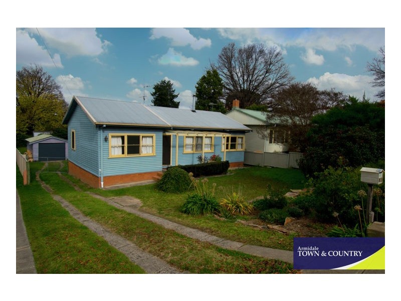 60 Newton Street, Armidale NSW 2350