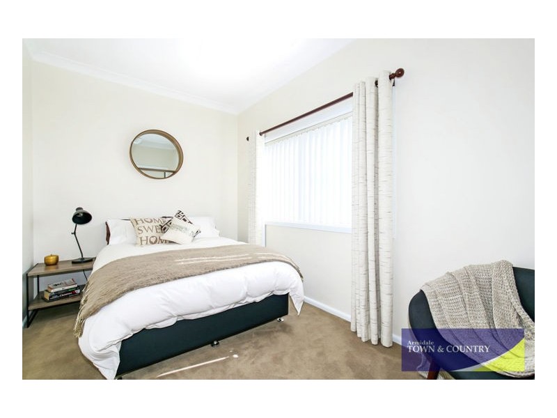 10 Holmes Avenue, Armidale NSW 2350