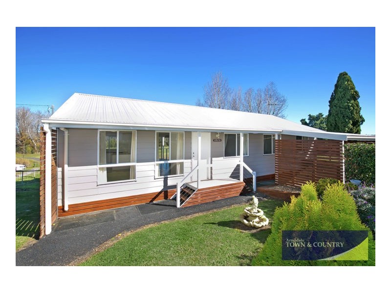 72 Butler Street, Armidale NSW 2350