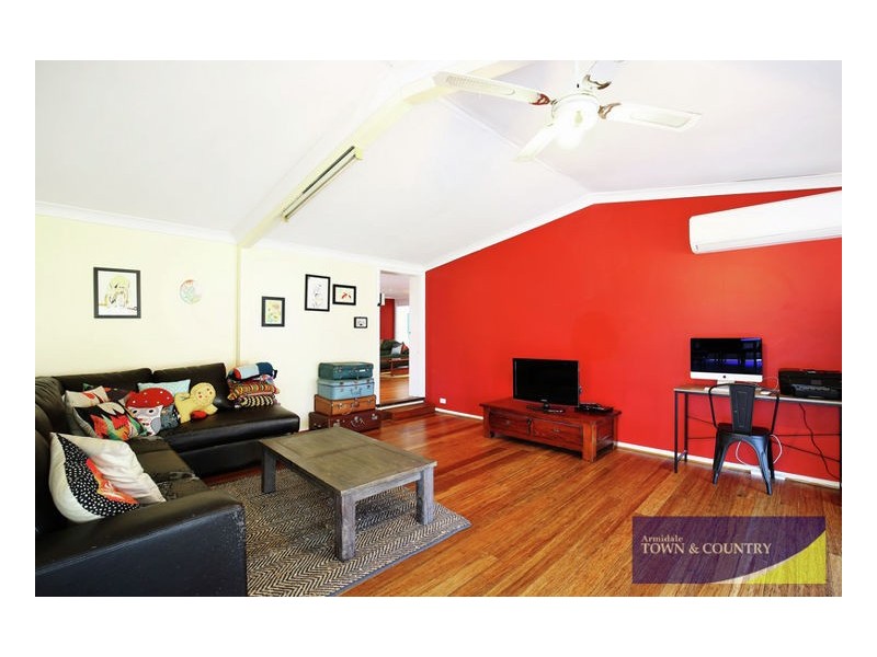 11 Kendall Road, Armidale NSW 2350