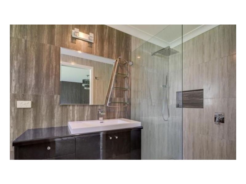 7a Bill Watson Avenue, Armidale NSW 2350