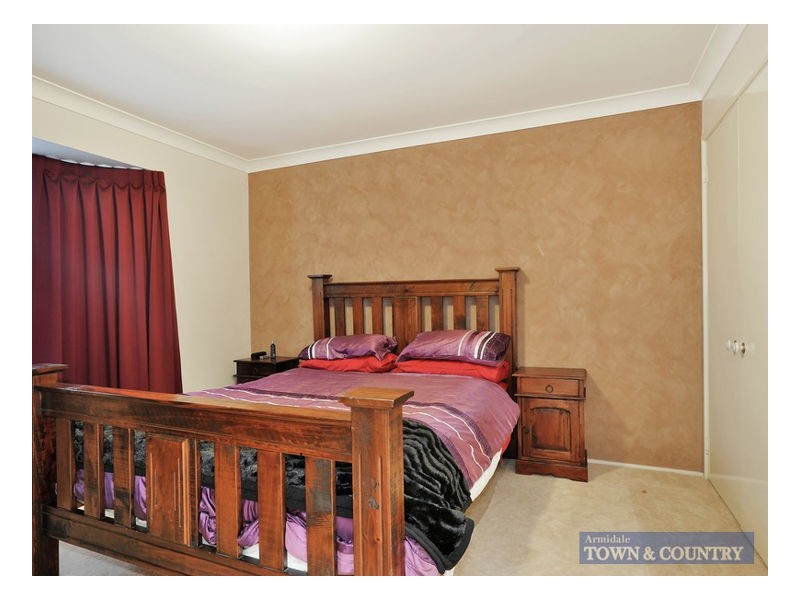 27 Eleanor Close, Armidale NSW 2350