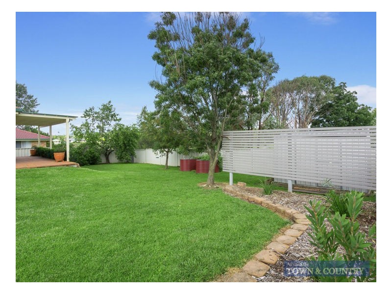 27 Eleanor Close, Armidale NSW 2350