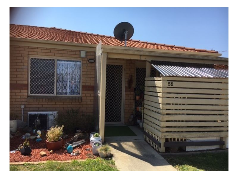 52/80-92 Queen Elizabeth Drive, Armidale NSW 2350