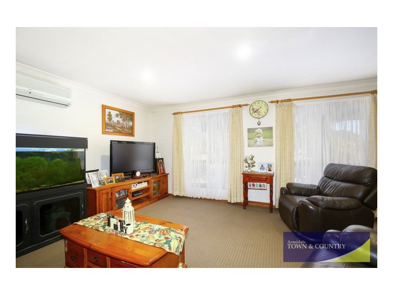 29 Lentara Road, Armidale NSW 2350