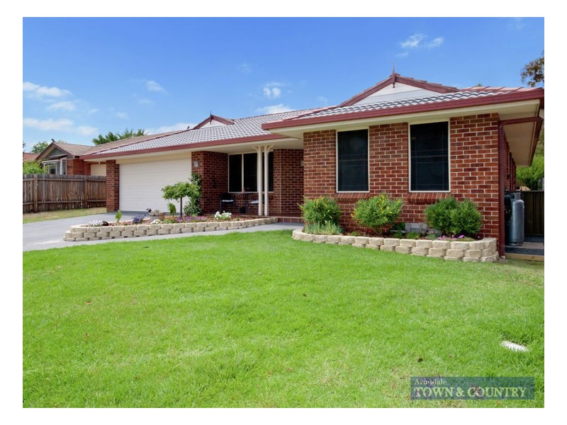 17 MacDonald Drive, Armidale NSW 2350
