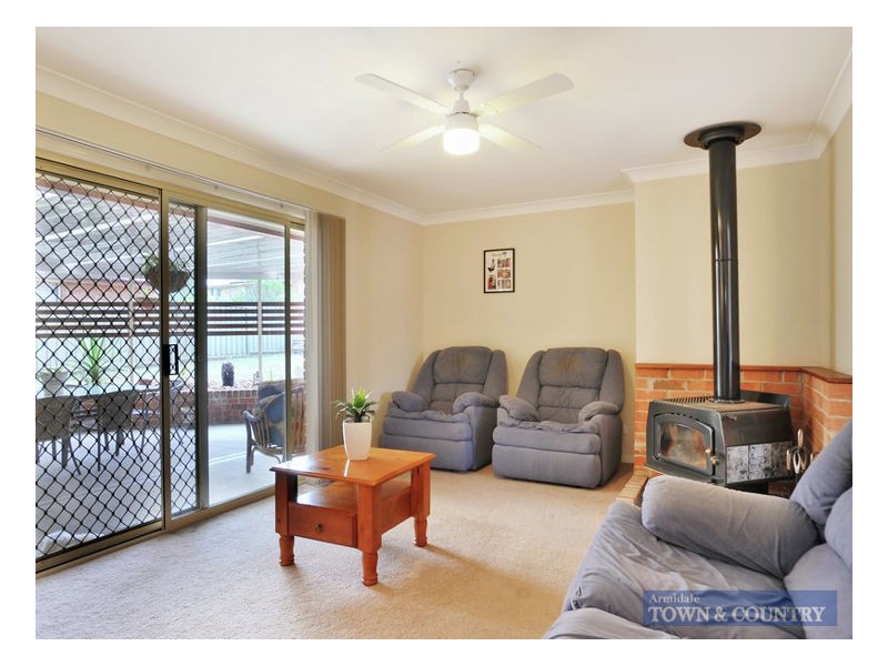 17 MacDonald Drive, Armidale NSW 2350