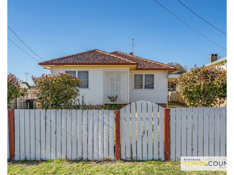 119a Taylor Street, Armidale NSW 2350