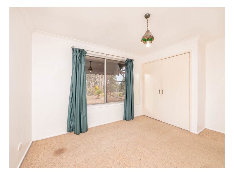 9 Adina Road, Armidale NSW 2350