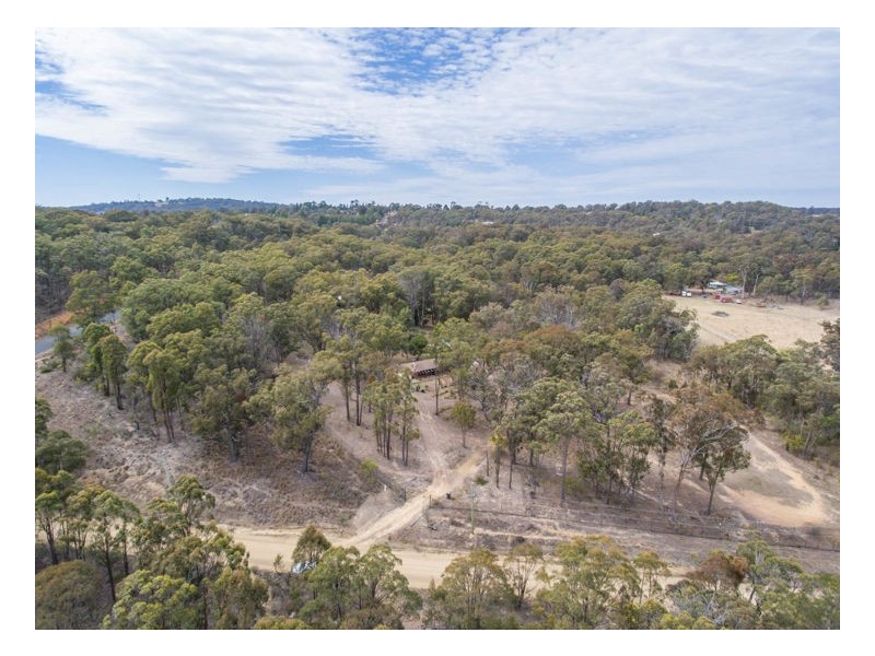 9 Adina Road, Armidale NSW 2350