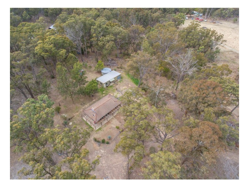 9 Adina Road, Armidale NSW 2350