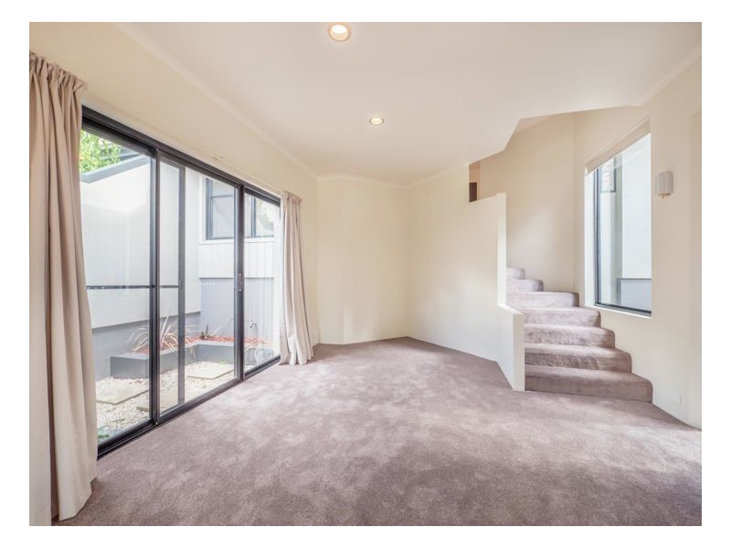 18 Nathaniel Pidgeon Drive, Armidale NSW 2350