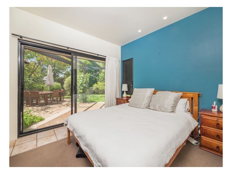 18 Nathaniel Pidgeon Drive, Armidale NSW 2350