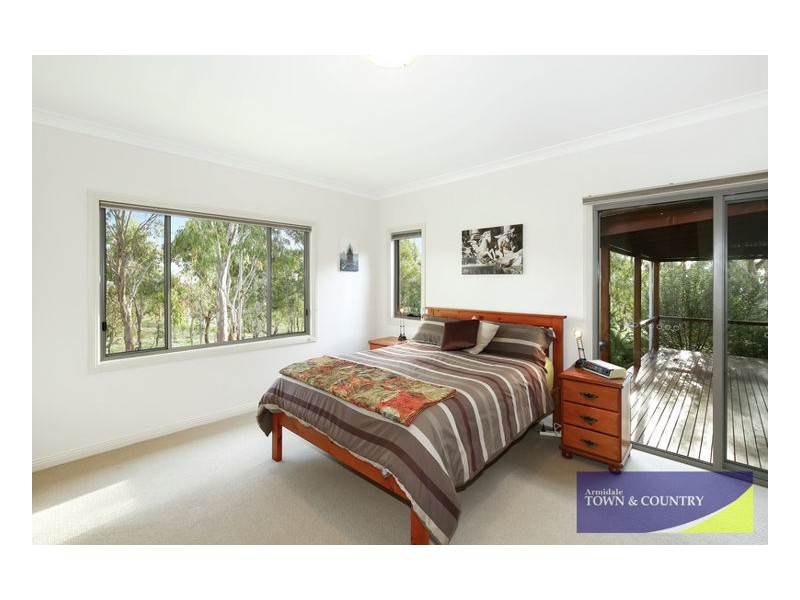 29 Imbandja Lane, Armidale NSW 2350